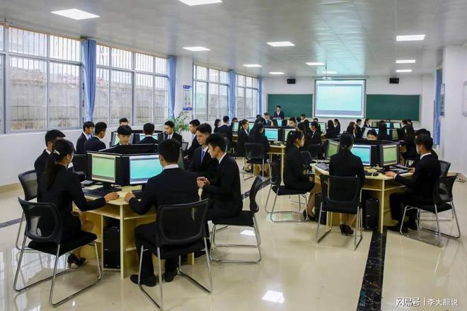 2021年10大热门专业排行人工智能荣登榜首计算机类专业抢手开云APP 开云官网入口(图6)