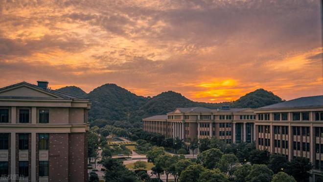 浙江最好的3所双非大学王牌专业实力强毕业就业香饽饽Kaiyun 开云体育(图2)