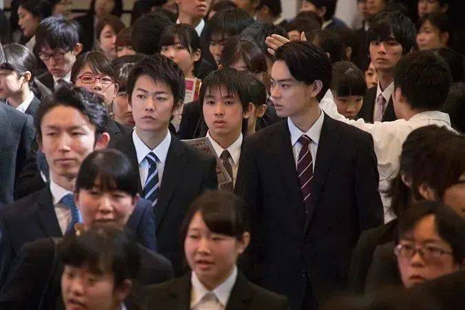 大学专业说 留学生最爱的商科、计算机专业求职“不灵”了？Kaiyun 开云体育(图8)