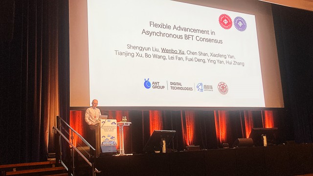 自研高效异步共识算开云 开云体育官网法 中国团队拿到计算机系统“奥斯卡”(图1)
