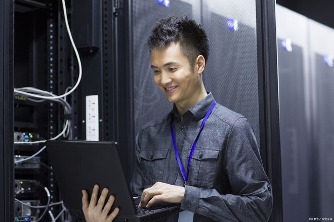 开云体育 开云平台想成为网络工程师？必须知道职责范围、报名条件和考试地点！(图1)